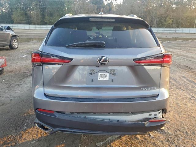 Lexus NX 300 Base Image 6