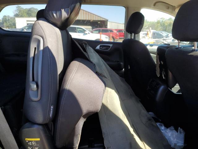 Nissan Pathfinder S Image 4