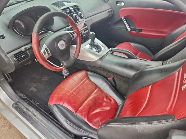 Saturn SKY Redline Image 6