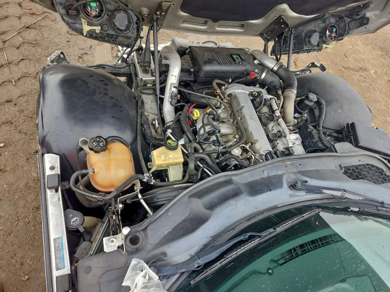 Saturn SKY Redline Image 3