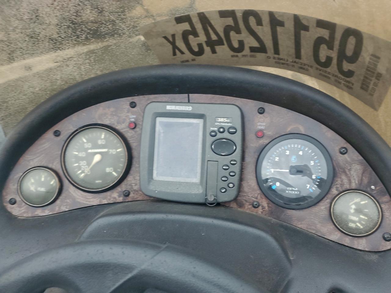 Stratos Boat Image 8