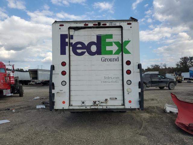 Freightliner Chassis M M Line Walk-in Van Image 3