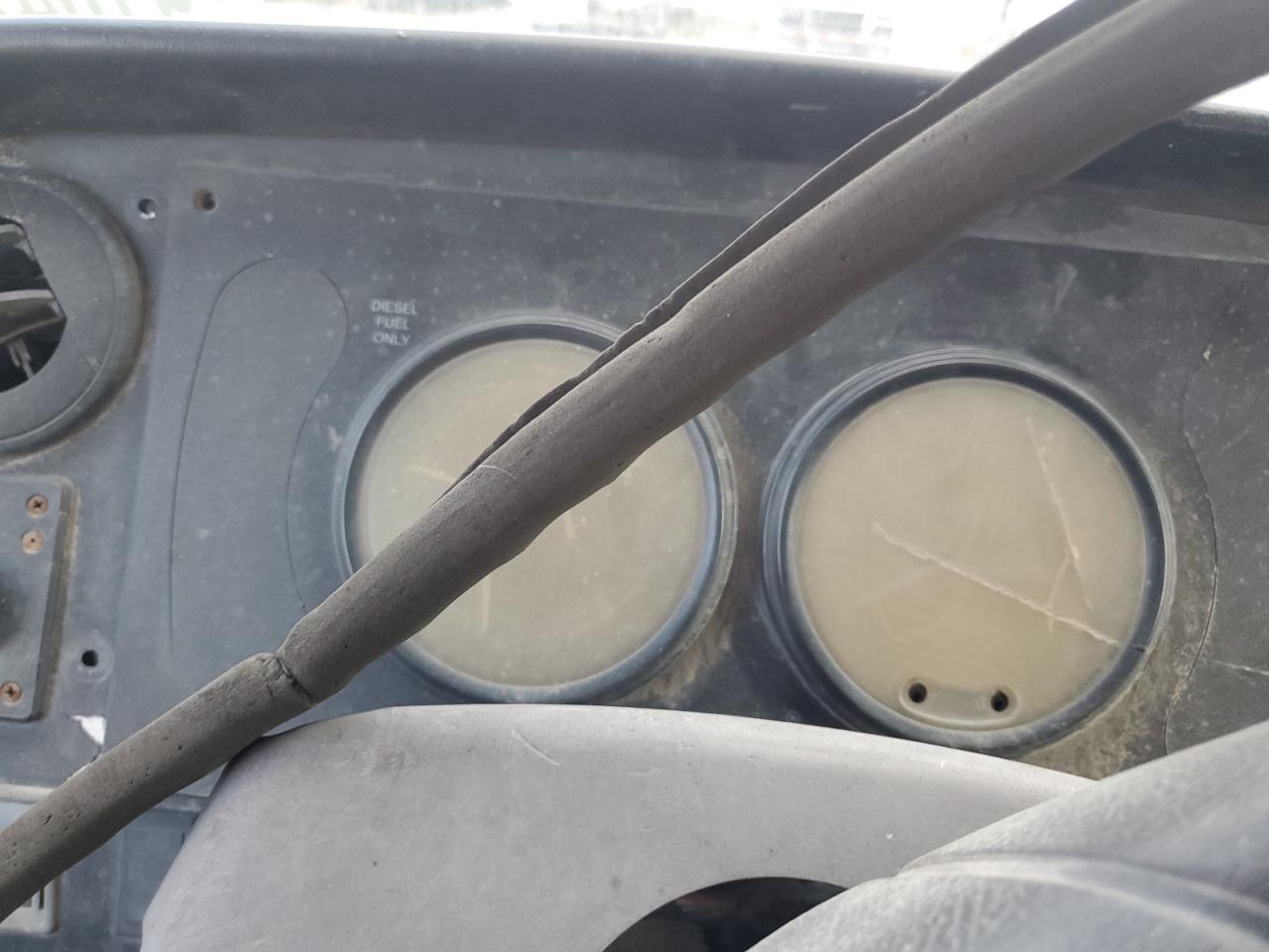 Freightliner Chassis M M Line Walk-in Van Image 6