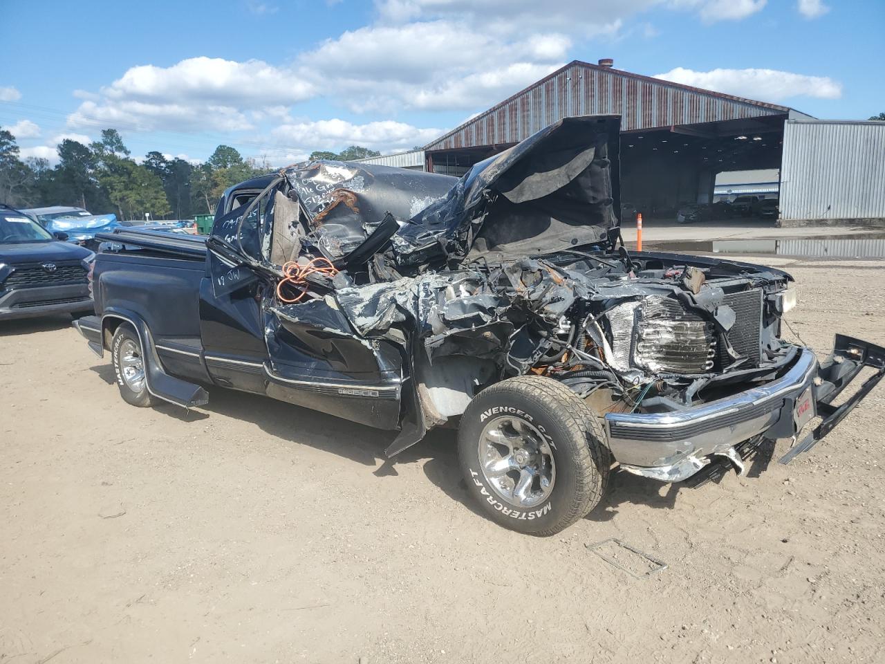 GMC Sierra C1500 Image 12