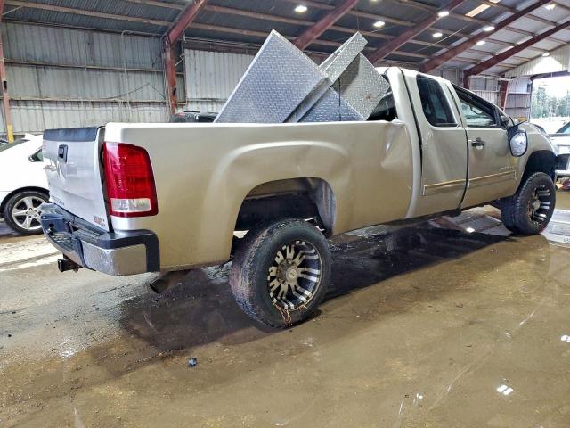 GMC Sierra C2500 Heavy Duty Image 3