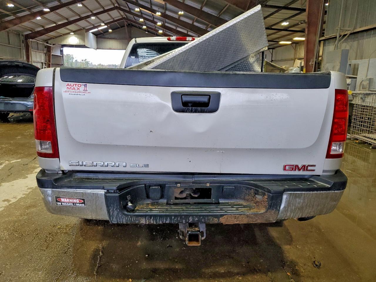GMC Sierra C2500 Heavy Duty Image 2