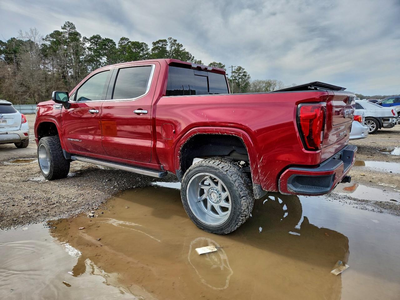 GMC Sierra K1500 Denali Image 6