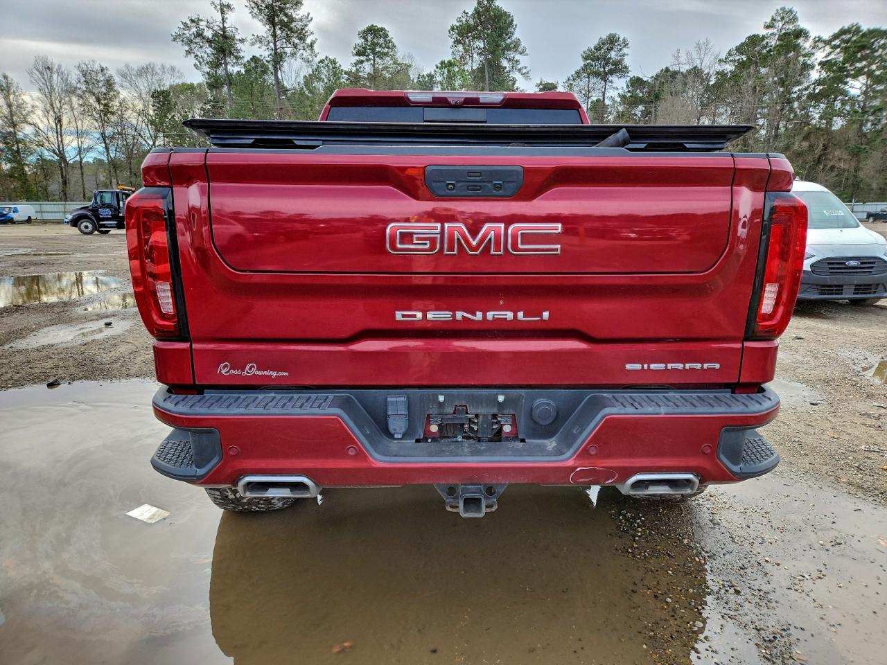 GMC Sierra K1500 Denali Image 4