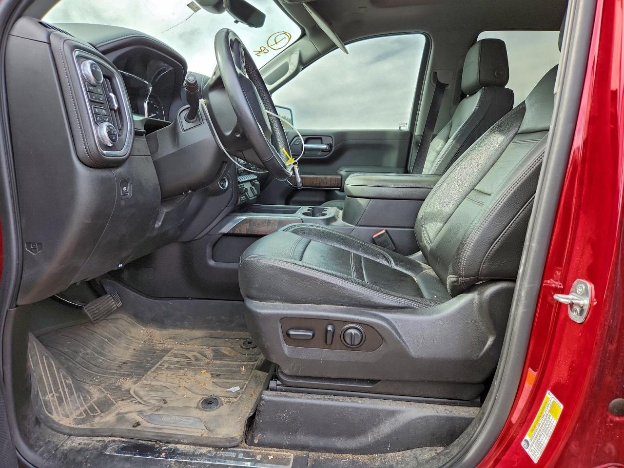 GMC Sierra K1500 Denali Image 8