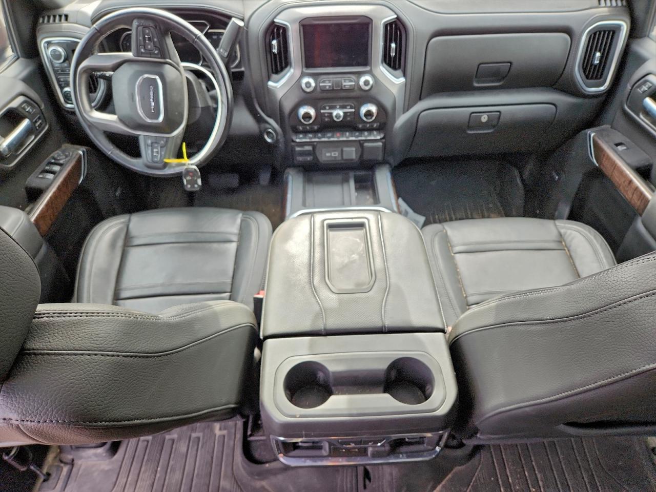 GMC Sierra K1500 Denali Image 12