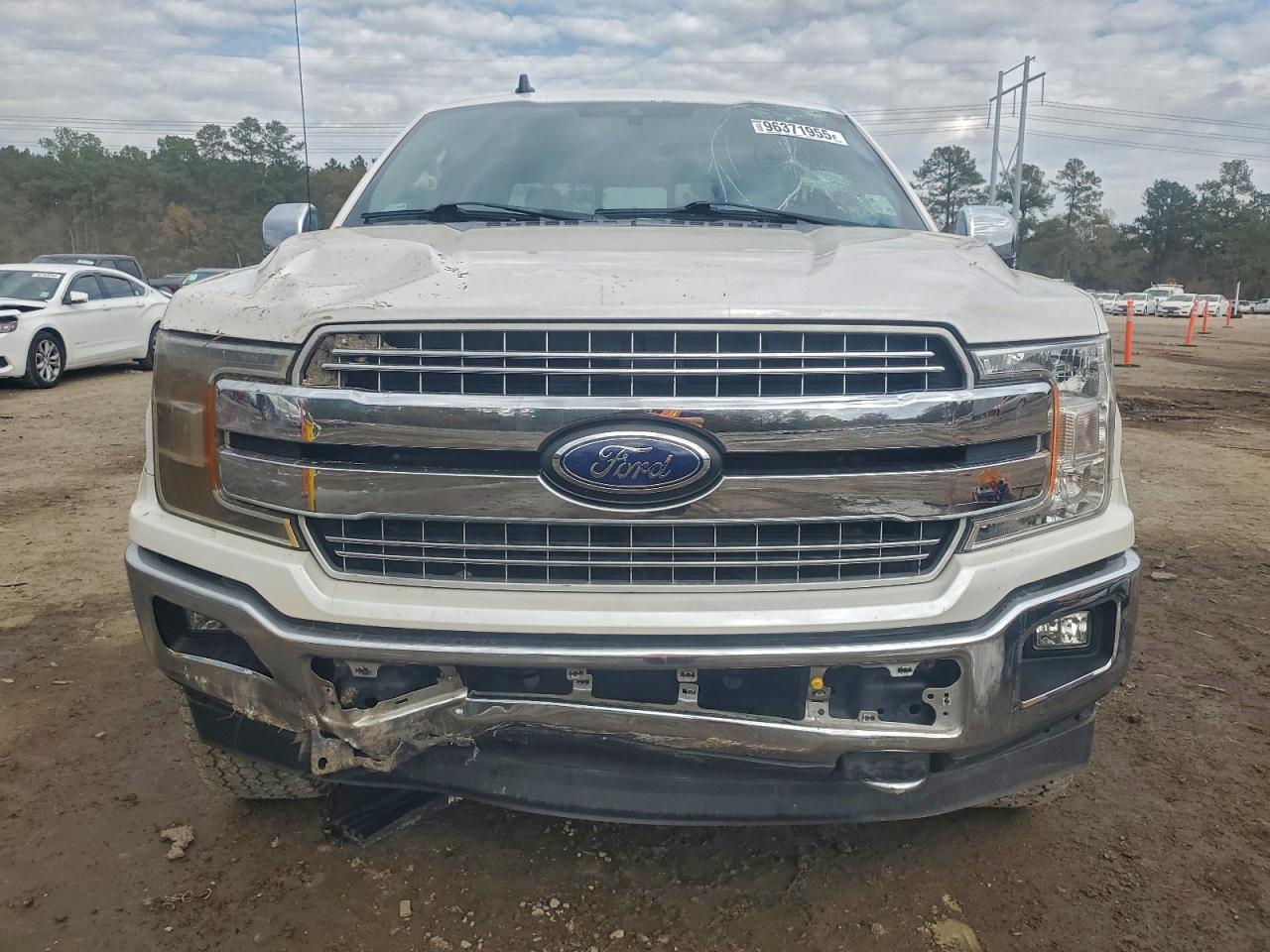 Ford F-150 Supercrew Image 8