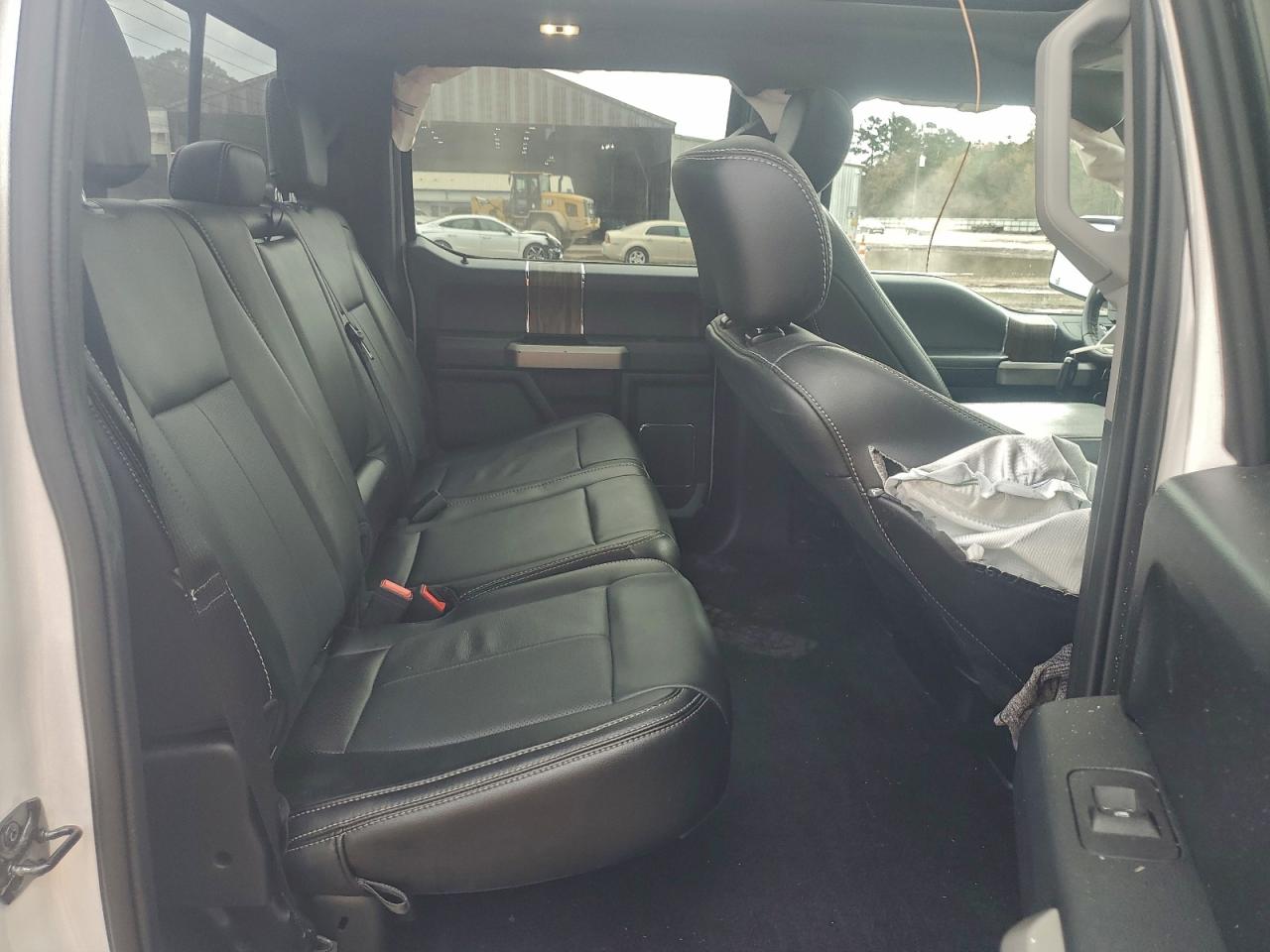 Ford F-150 Supercrew Image 2