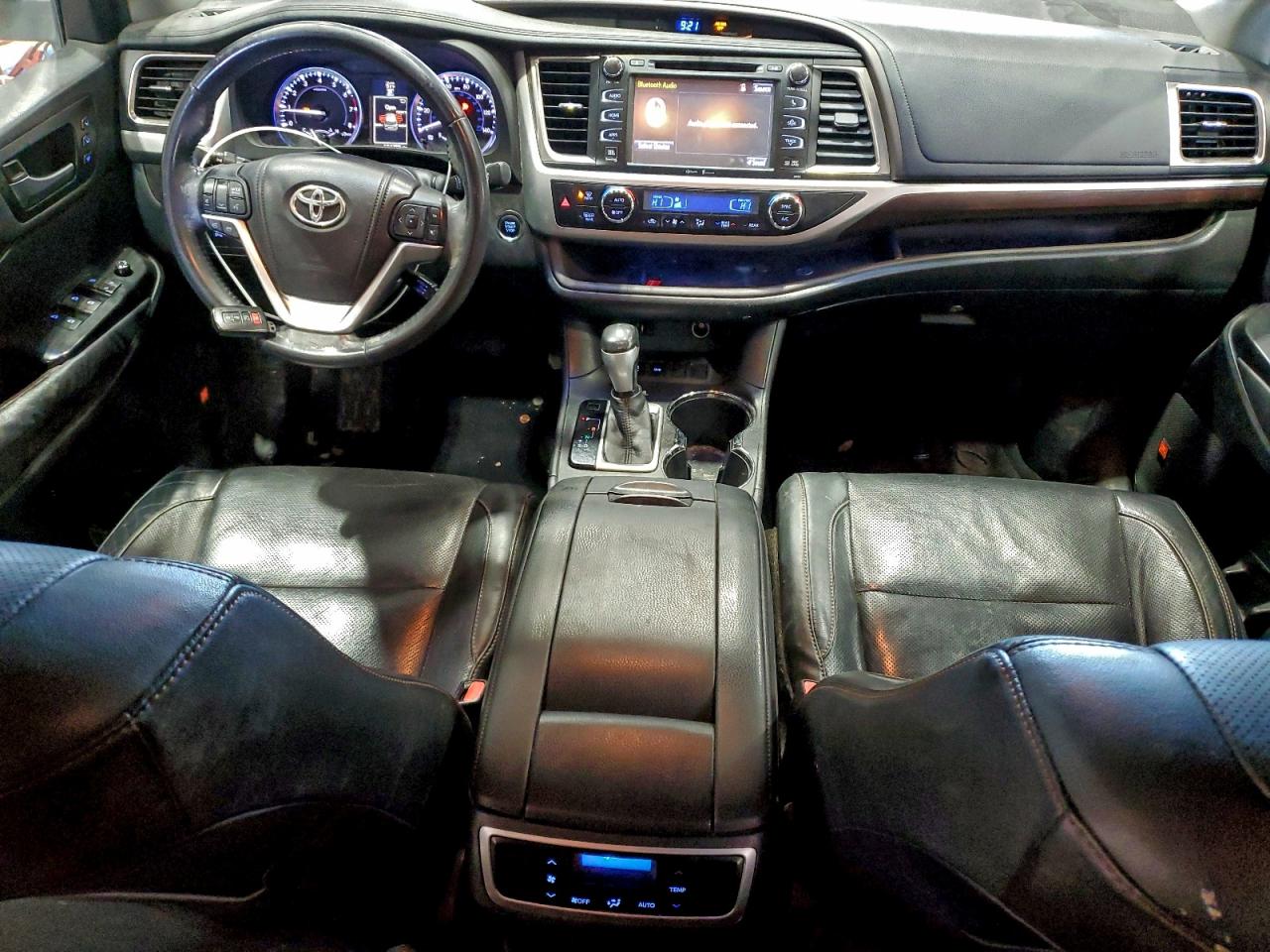 Toyota Highlander Limited Image 6