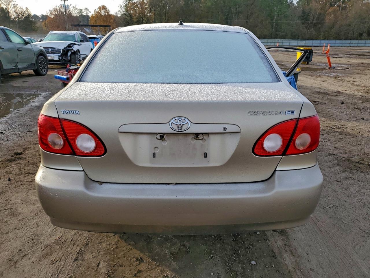 Toyota Corolla Ce Image 3