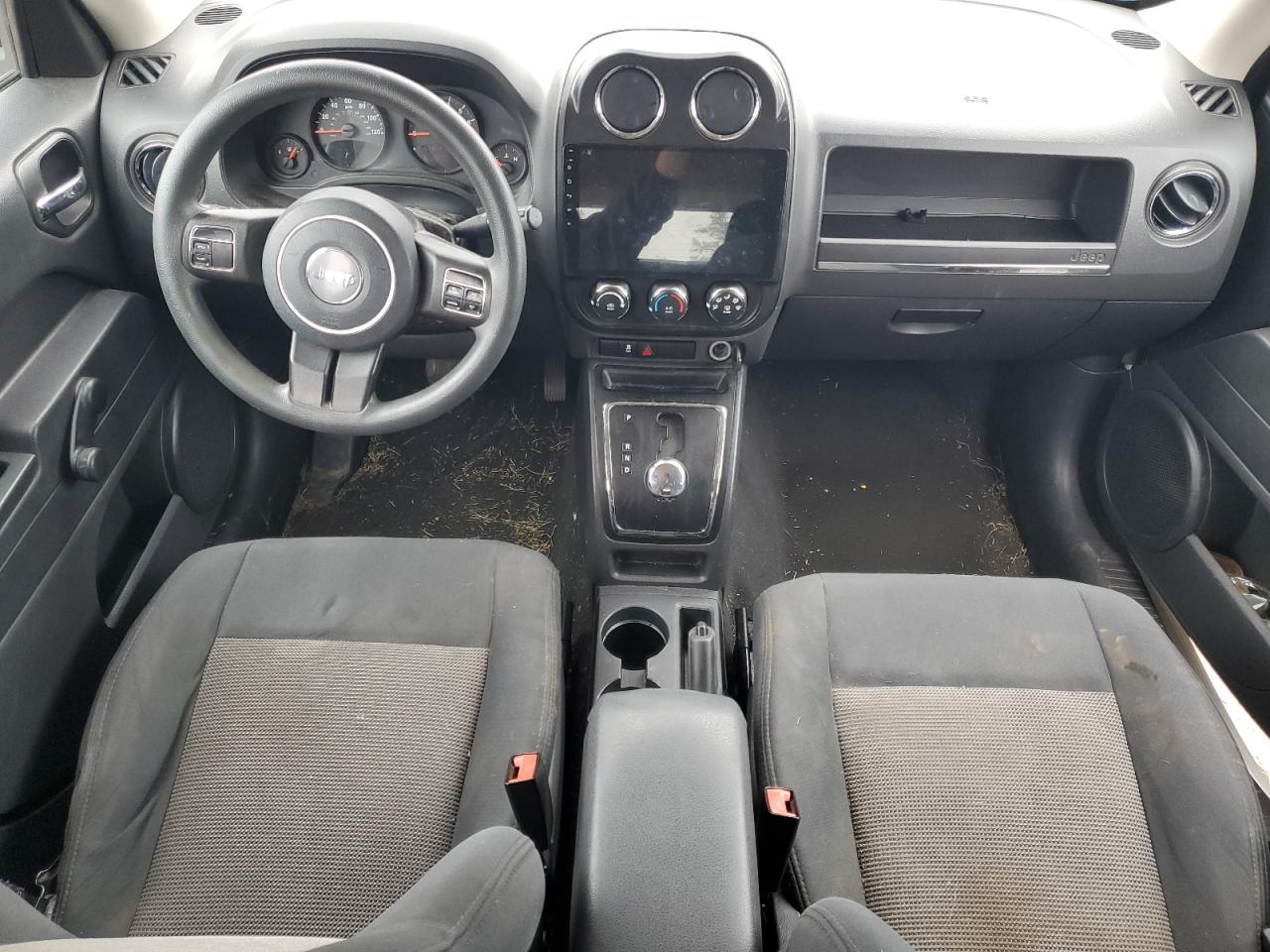 Jeep Patriot Sport Image 11