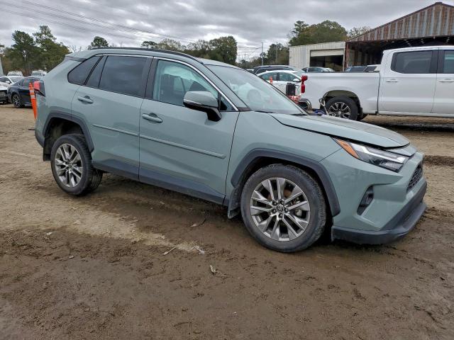 Toyota RAV4 Xle Premium Image 6