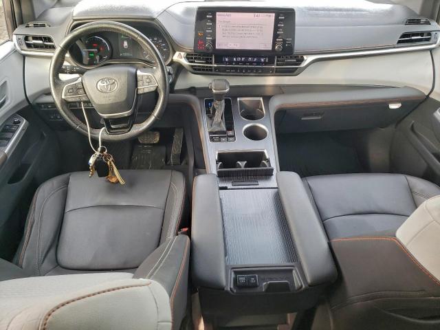 Toyota Sienna Xse Image 4