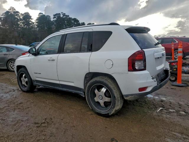 Jeep Compass Sport Image 2