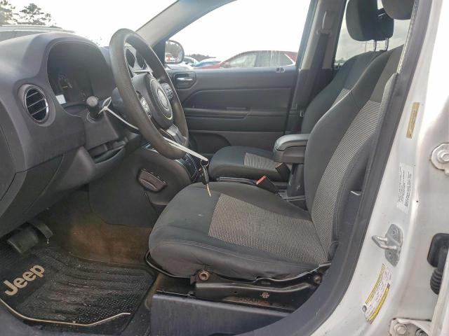 Jeep Compass Sport Image 3