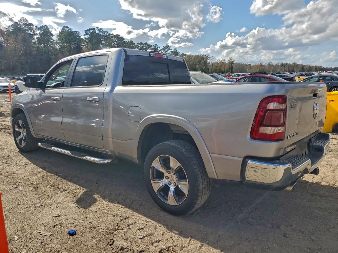 Ram 1500 Laramie Image 2