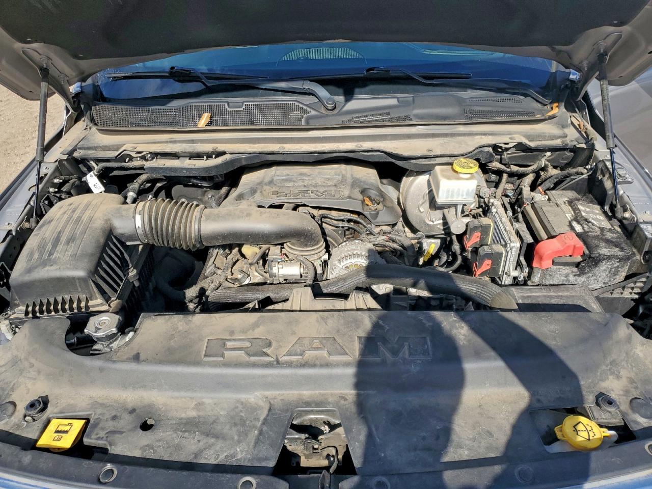 Ram 1500 Laramie Image 9