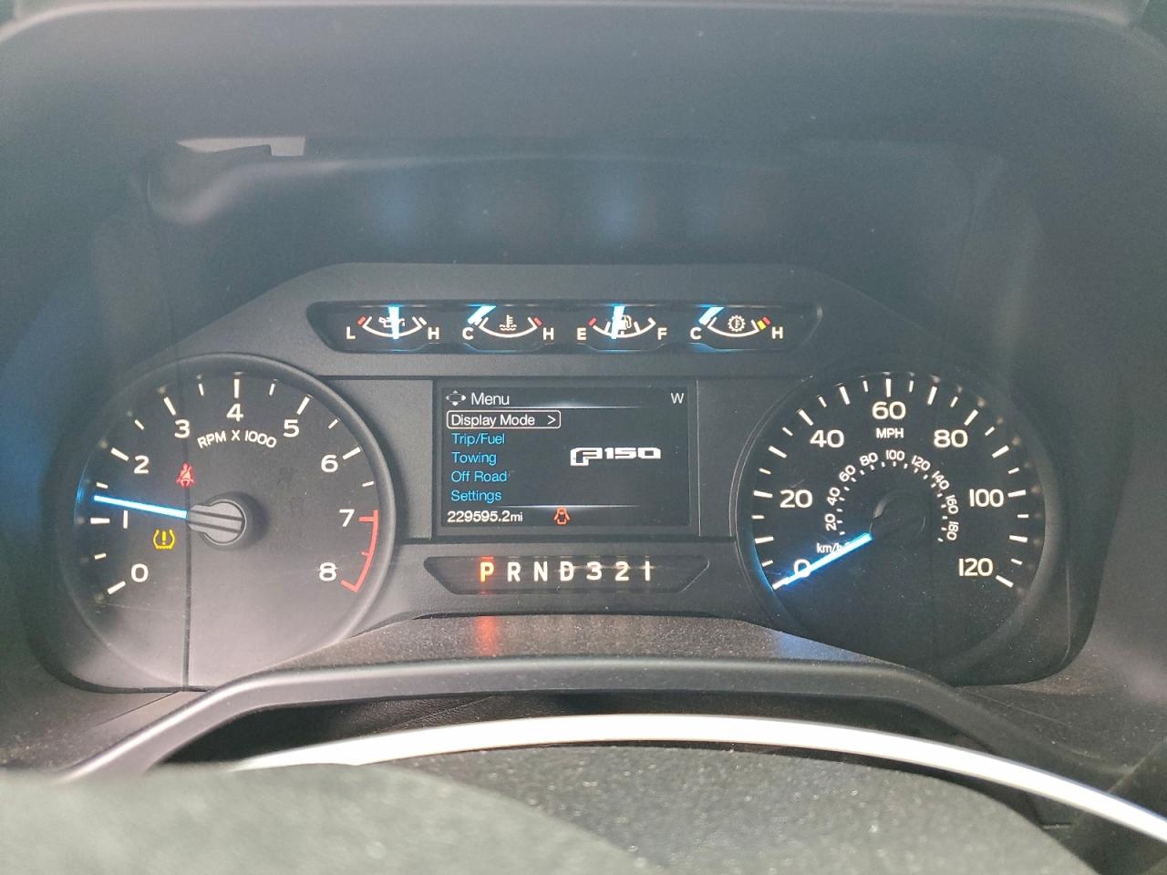 Ford F-150 Supercrew Image 11