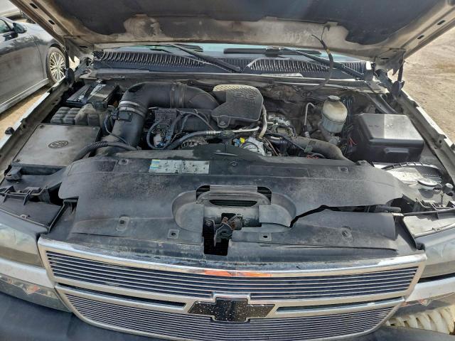 Chevrolet Silverado C2500 Heavy Duty Image 12