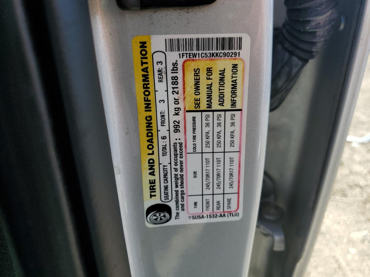 Ford F-150 Supercrew Image 6