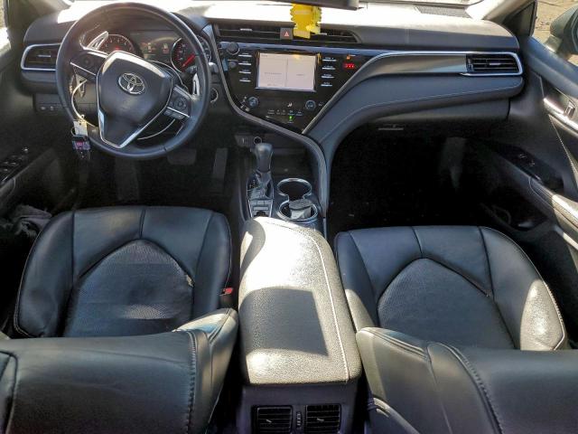 Toyota Camry Xse Image 8