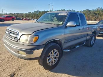  Salvage Toyota Tundra