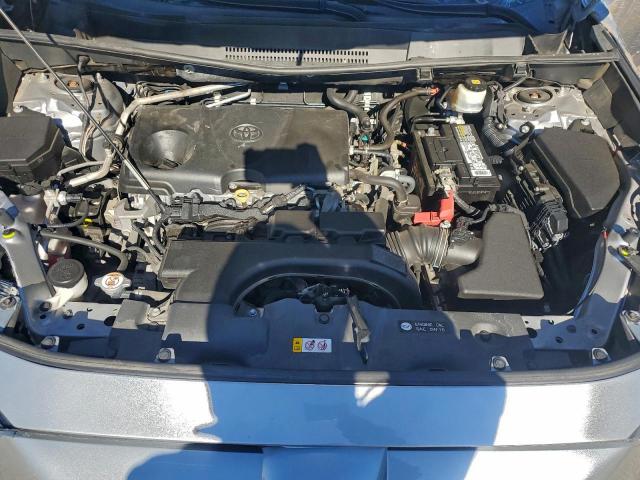 Toyota RAV4 Le Image 11