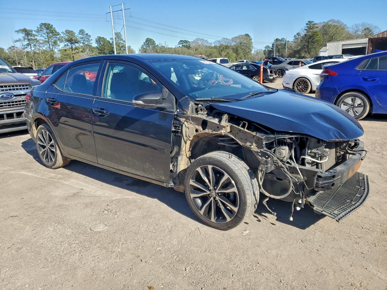 Toyota Corolla L Image 11