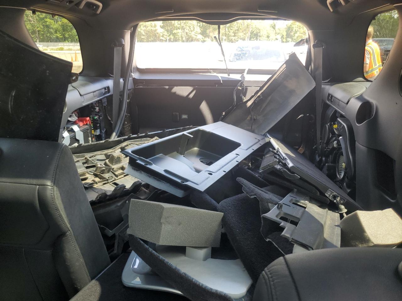 Land Rover Discovery Landmark Image 13