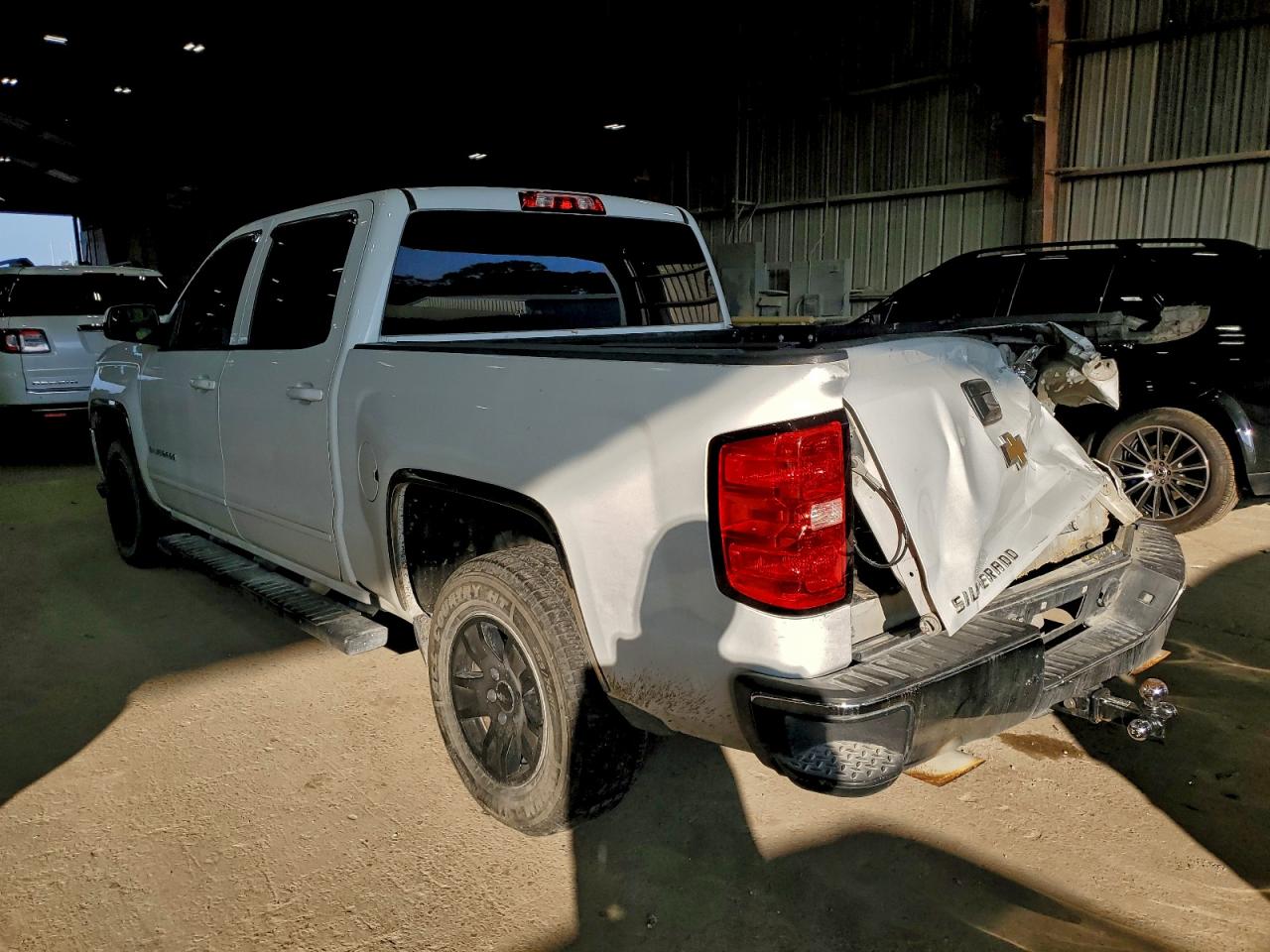 Chevrolet Silverado C1500 Lt Image 3