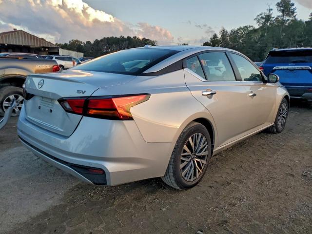 Nissan Altima Sv Image 7