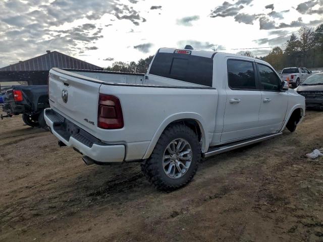 Ram 1500 Laramie Image 12