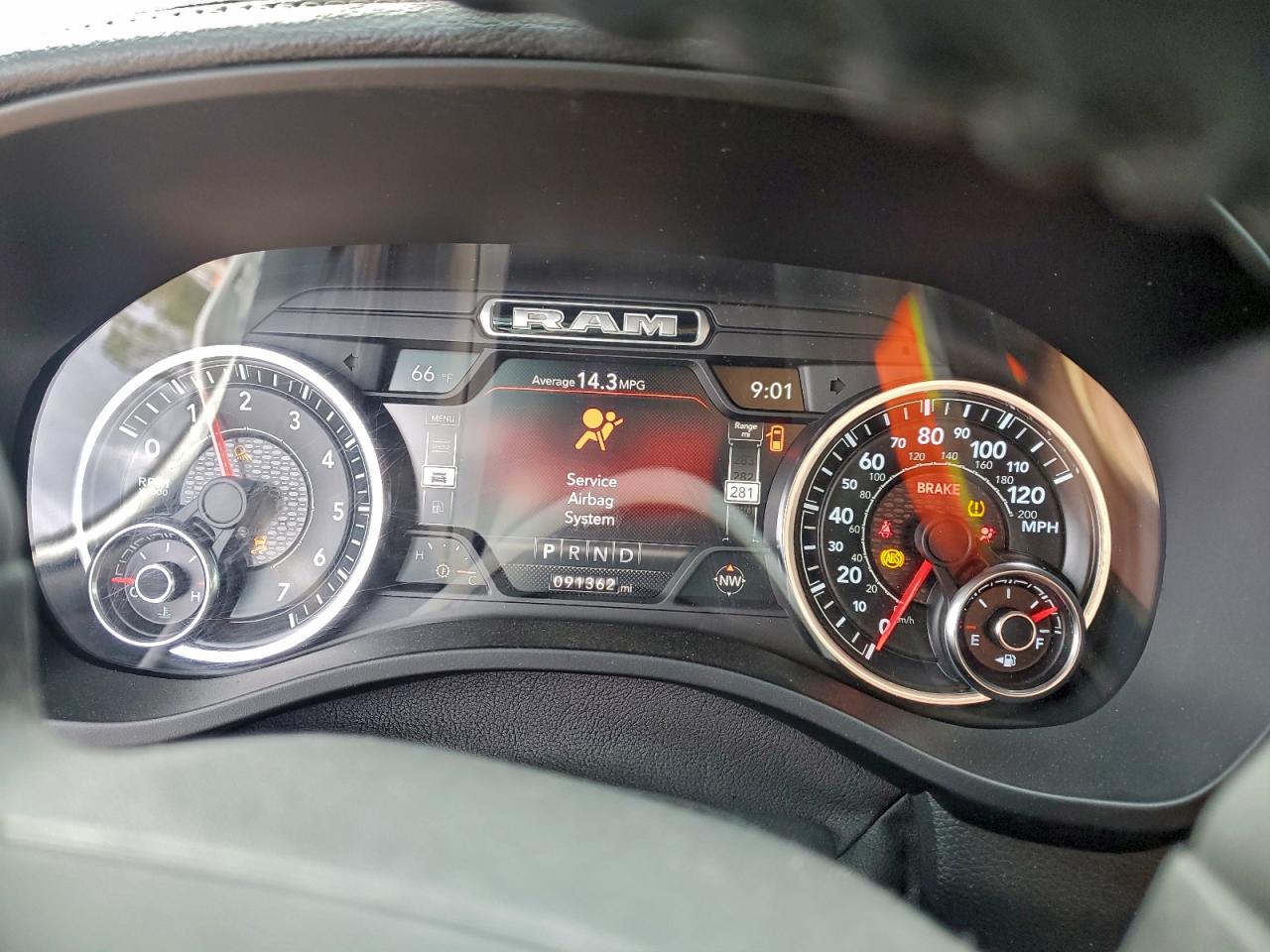 Ram 1500 Laramie Image 10