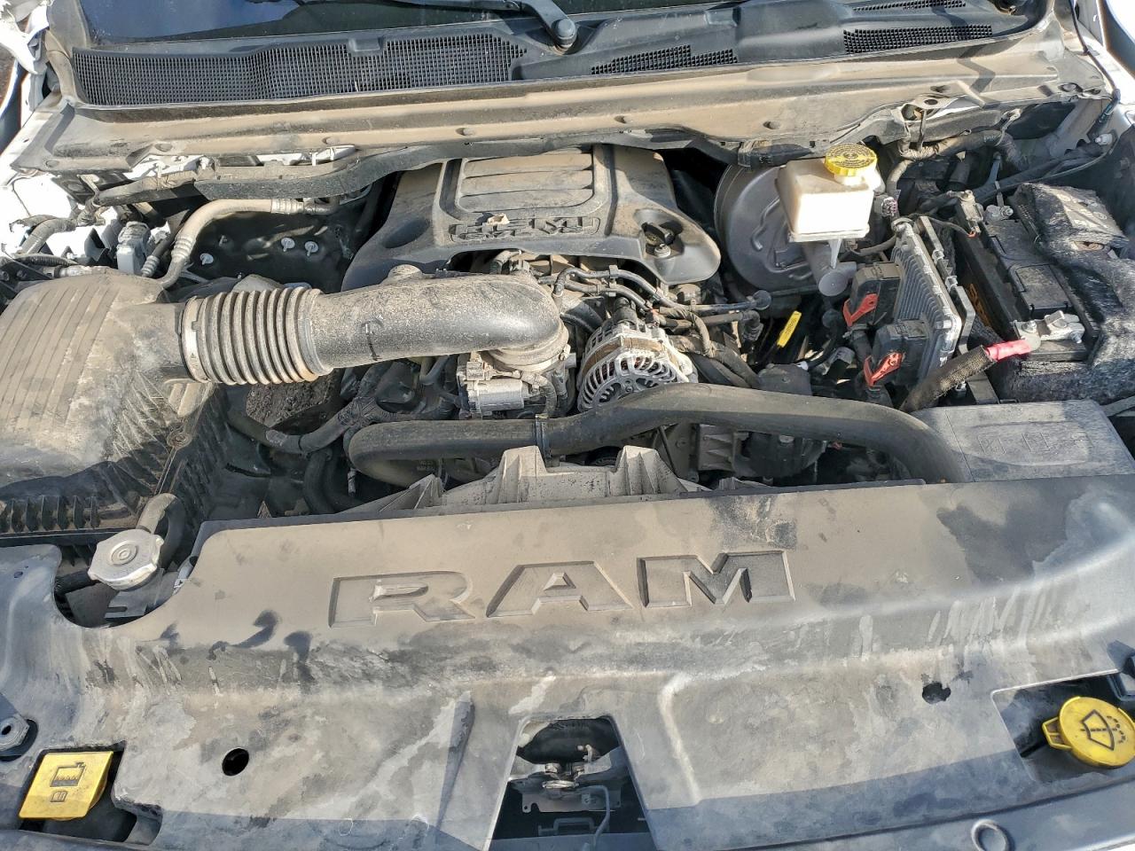 Ram 1500 Laramie Image 7