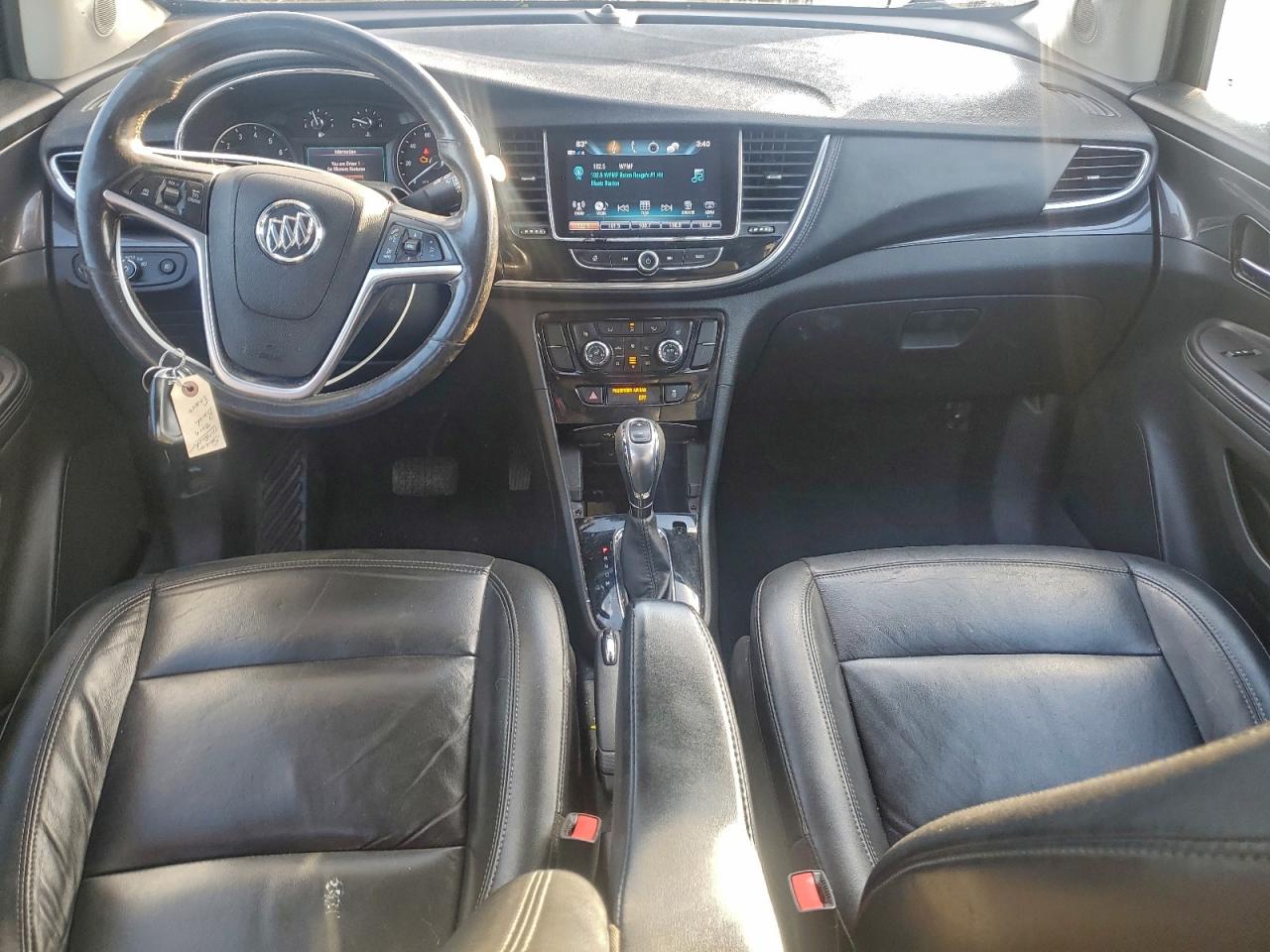 Buick Encore Essence Image 5