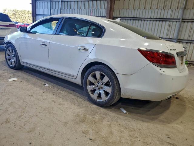 Buick LaCrosse Image 5