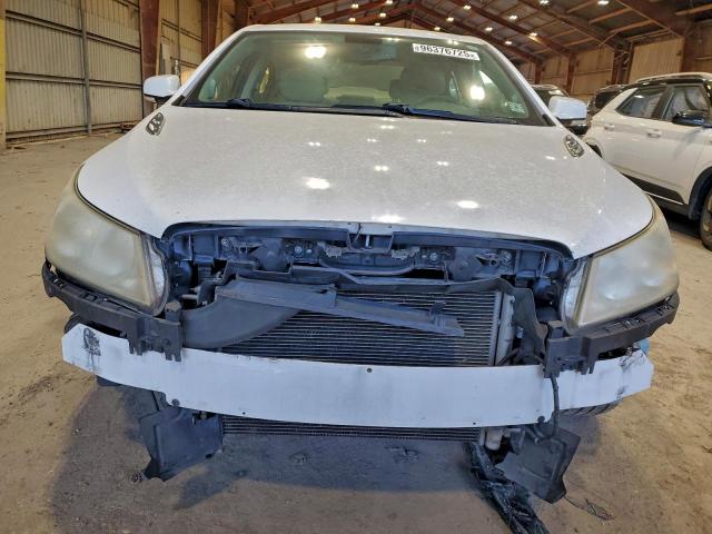 Buick LaCrosse Image 12