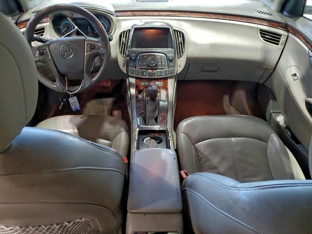 Buick LaCrosse Image 4
