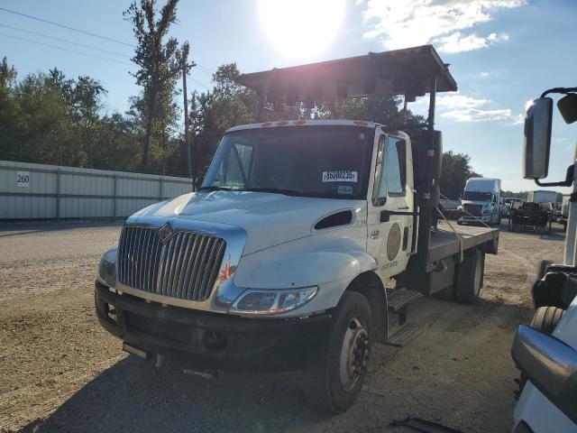 International 4300 4300 Image 3