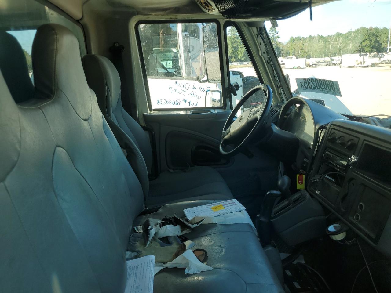 International 4300 4300 Image 10