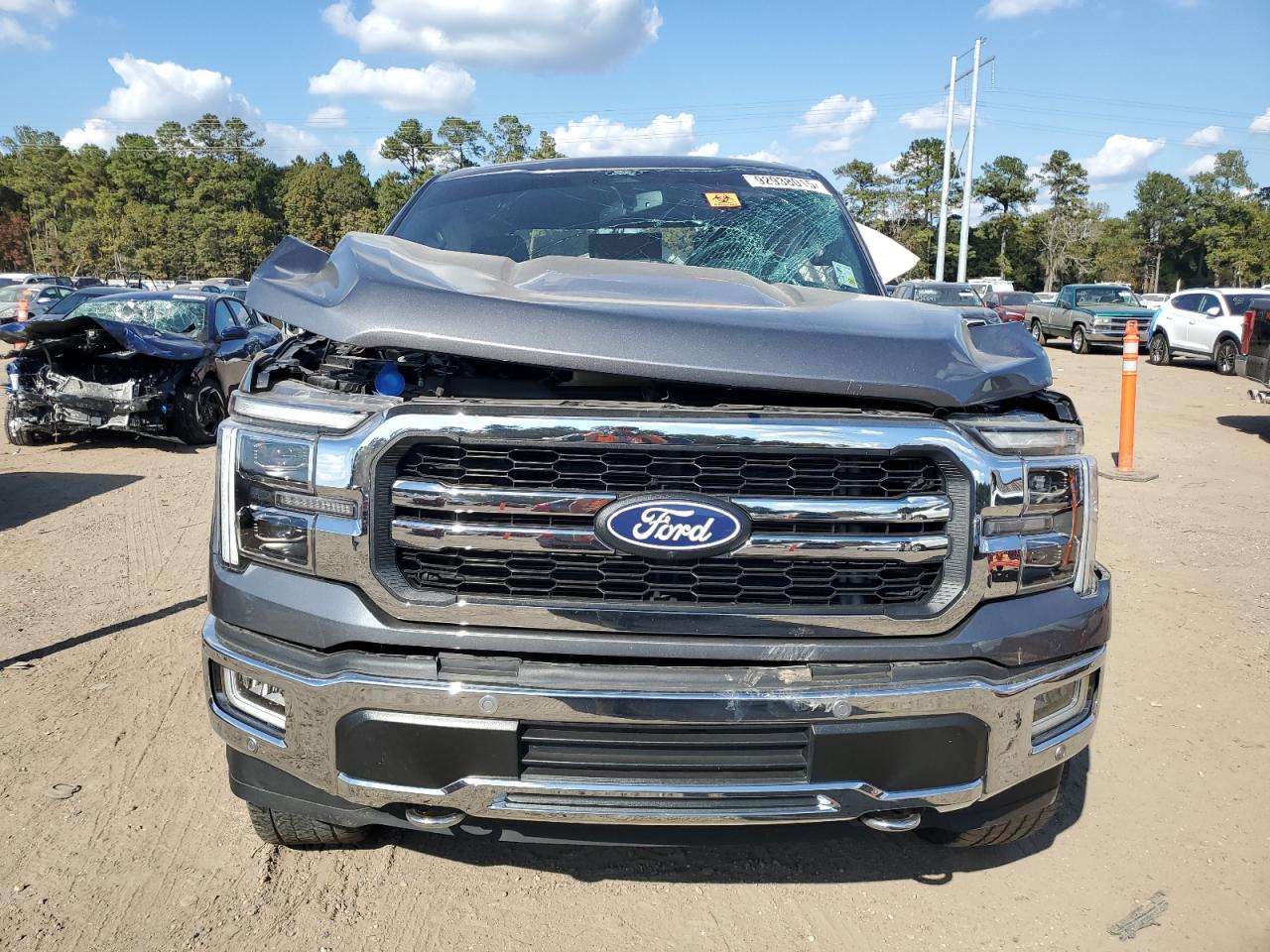 Ford F-150 Lariat Image 8