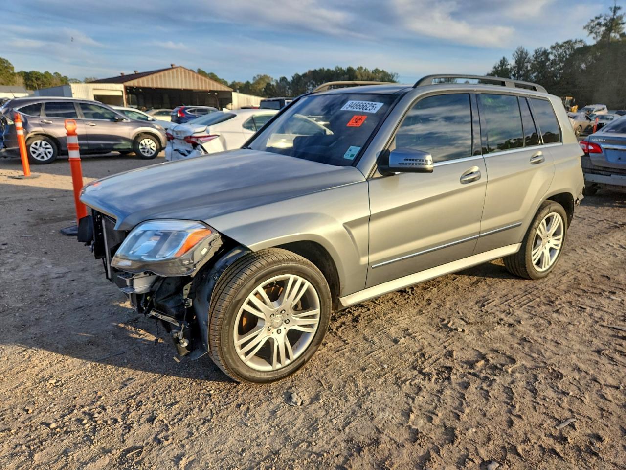 Mercedes-Benz GLK 350 Image 1