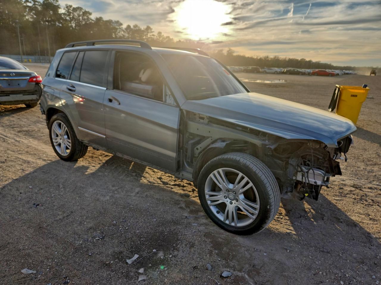 Mercedes-Benz GLK 350 Image 4