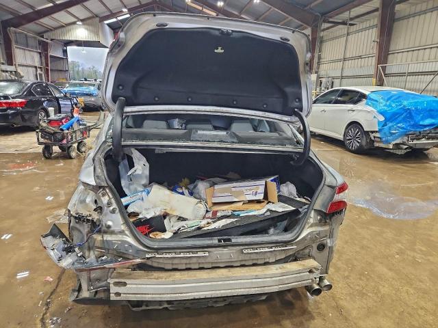 Toyota Camry L Image 12