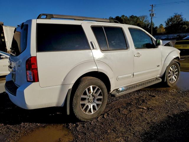 Nissan Pathfinder Le Image 11