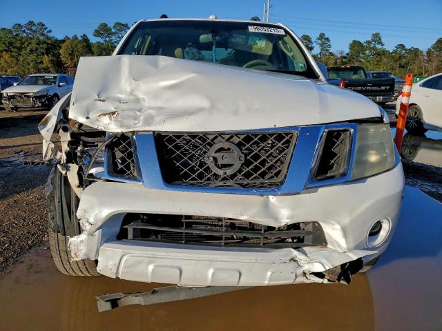 Nissan Pathfinder Le Image 3